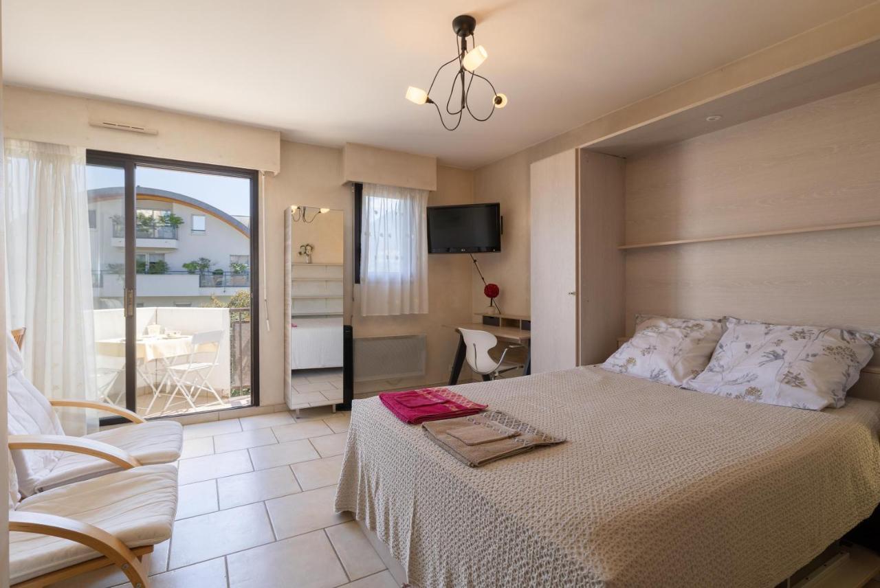 Appartement Proche Lac Et Commerces Annecy Exteriör bild